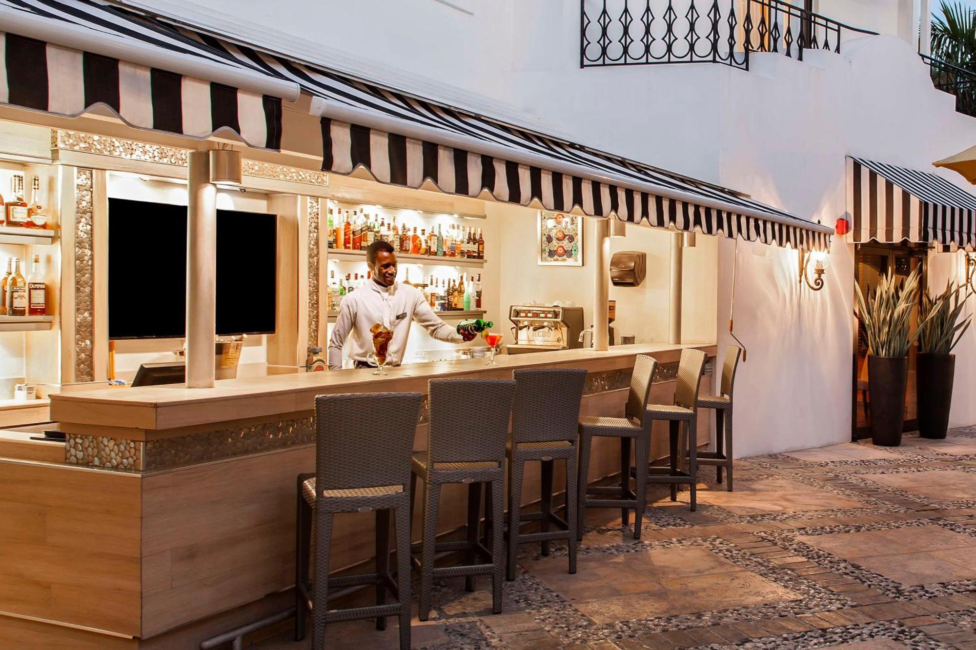 Nh Haiti El Rancho Port-au-Prince Ngoại thất bức ảnh